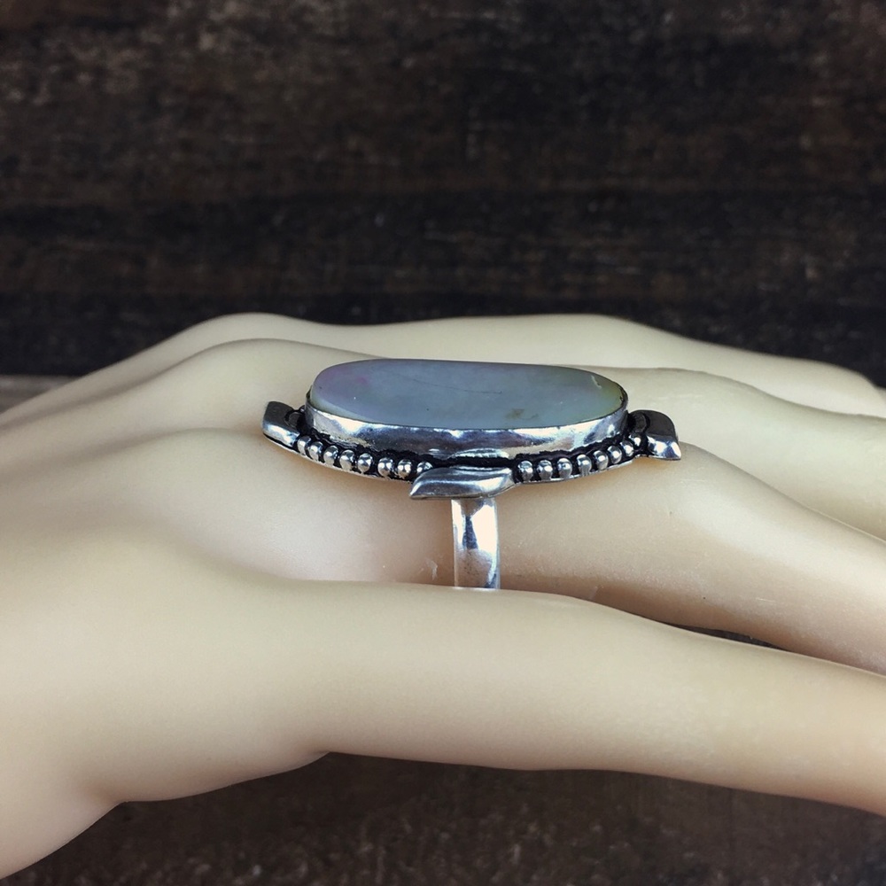New Mother Of Pearl MOP Statement Silver Overlay Ring Size 8 - Picture 2 of 11
